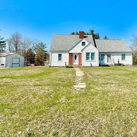 Trestle Creeks Original Farmhouse Bloomington Exterior foto